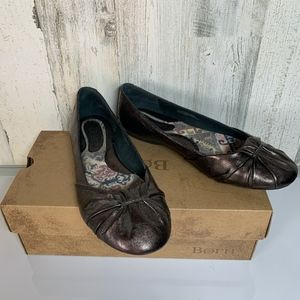 Born Leather Flats Adele Brown Bronze Ballet style - NIB